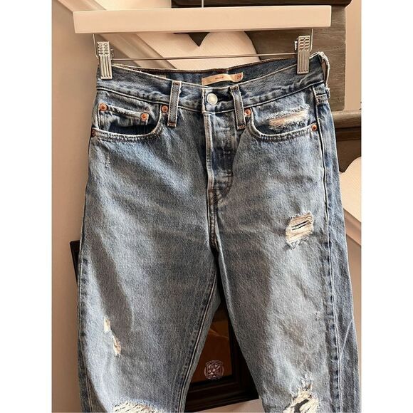 Levi’s Wedgie Skinny Distressed Jeans sz 24 EUC - Picture 2 of 6